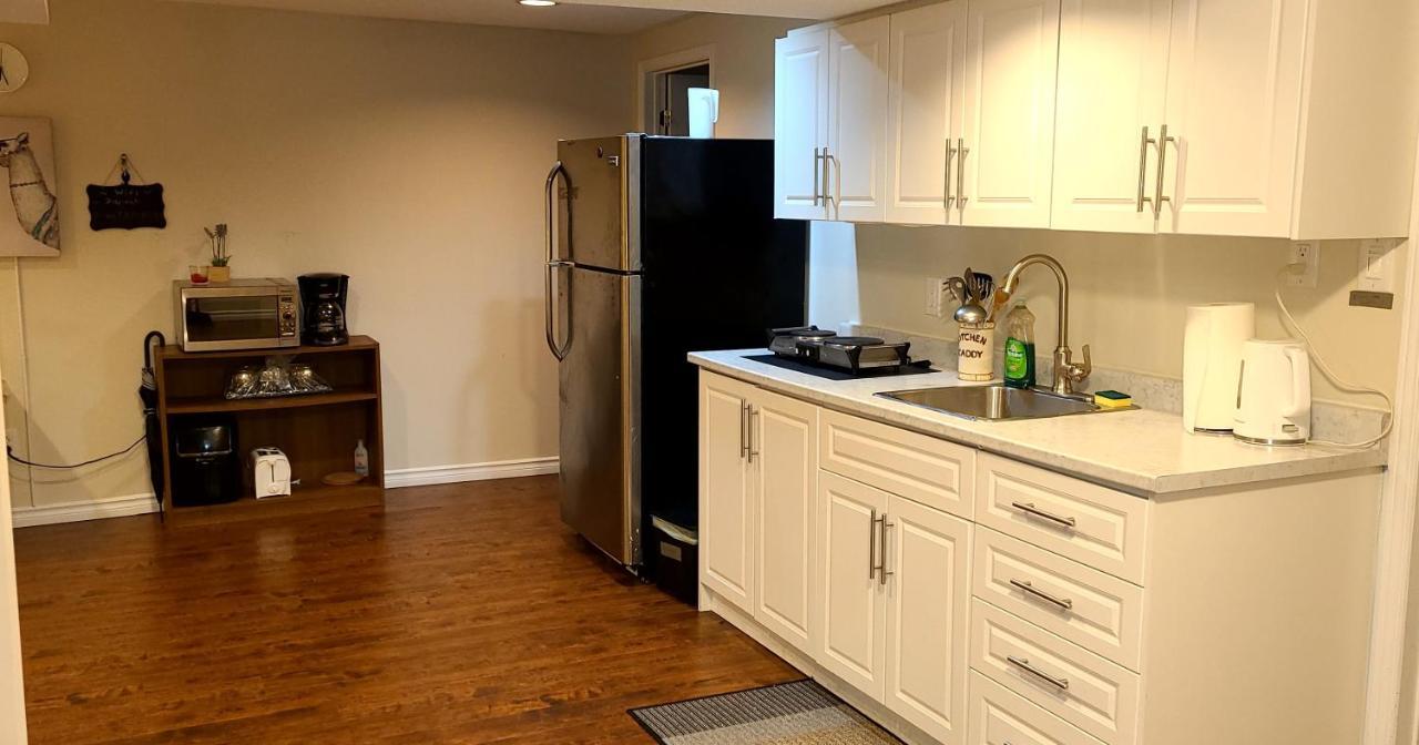 Spacious And Bright Unit With Natural Light. Pickering Eksteriør billede