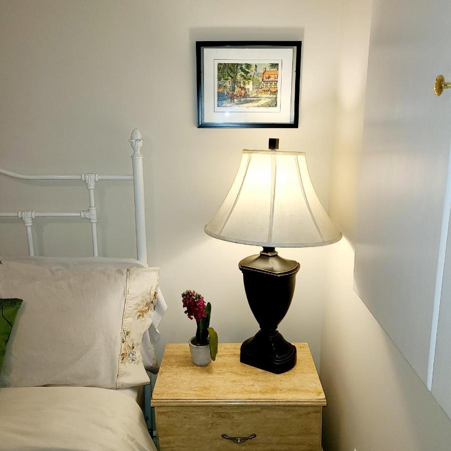 Spacious And Bright Unit With Natural Light. Pickering Eksteriør billede
