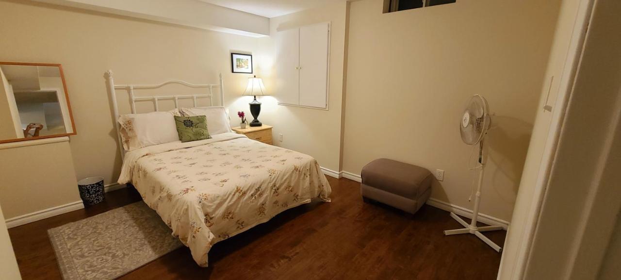 Spacious And Bright Unit With Natural Light. Pickering Eksteriør billede